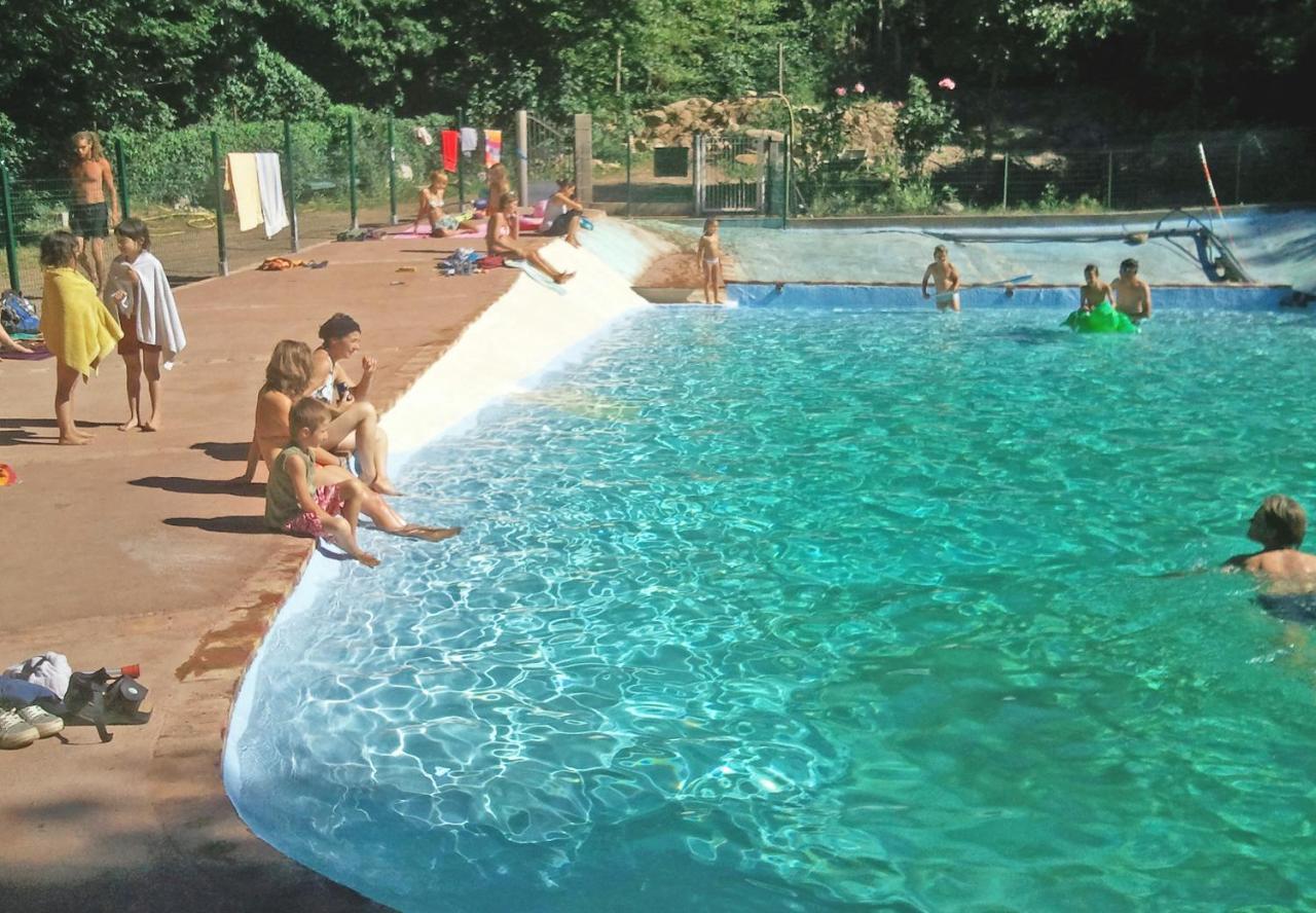 Camping Le P'Tit Bonheur Escaro エクステリア 写真